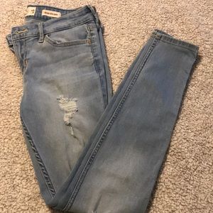 Hollister jeans